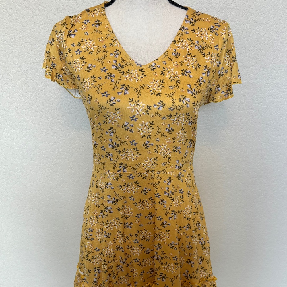NWT Alredine Boutique Floral Print Dress